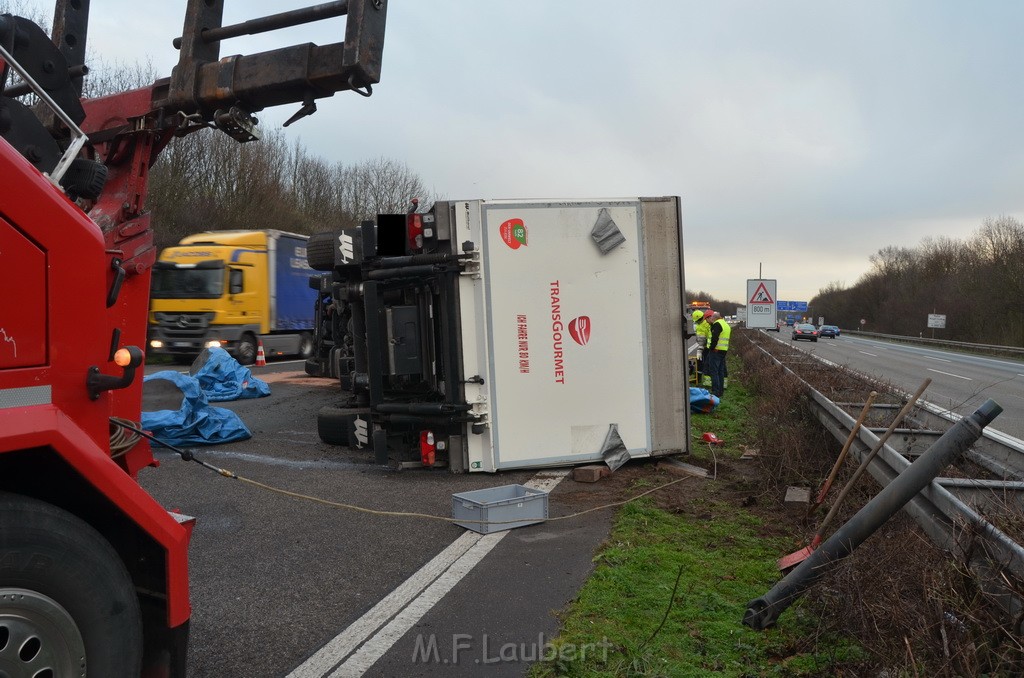 VU LKW umgestuerzt A 1 Rich Saarbruecken Hohe AS Koeln Niehl P008.JPG - Miklos Laubert